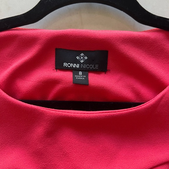 NWT Coral Bodycon Dress-Size 8 - Picture 3 of 7